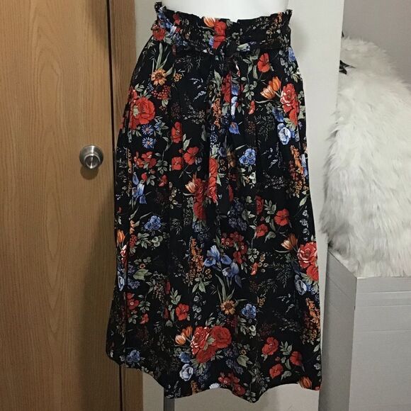 H&M Black Floral Print Paper Back Waist Self Tie Belt Size Small - Picture 2 of 8